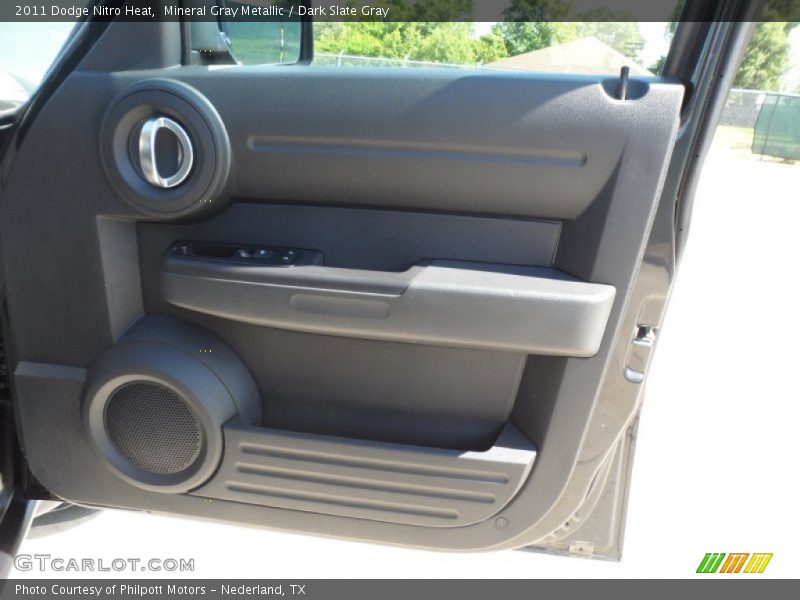 Mineral Gray Metallic / Dark Slate Gray 2011 Dodge Nitro Heat