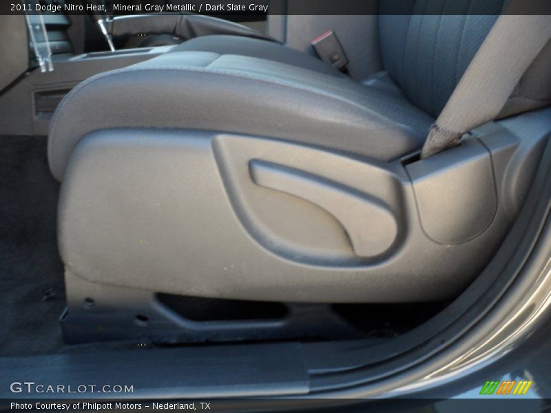 Mineral Gray Metallic / Dark Slate Gray 2011 Dodge Nitro Heat