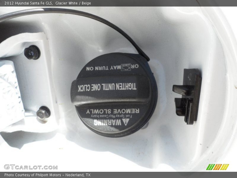 Glacier White / Beige 2012 Hyundai Santa Fe GLS