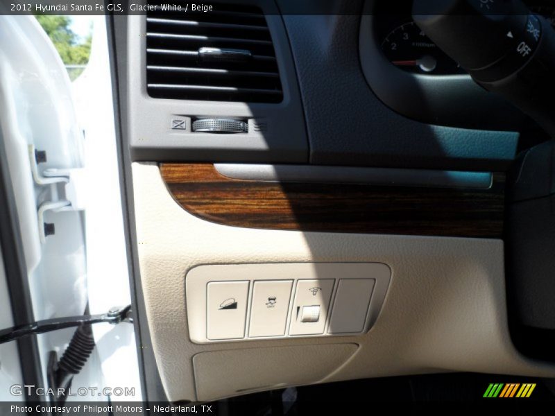 Glacier White / Beige 2012 Hyundai Santa Fe GLS