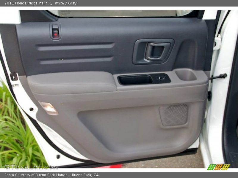 White / Gray 2011 Honda Ridgeline RTL