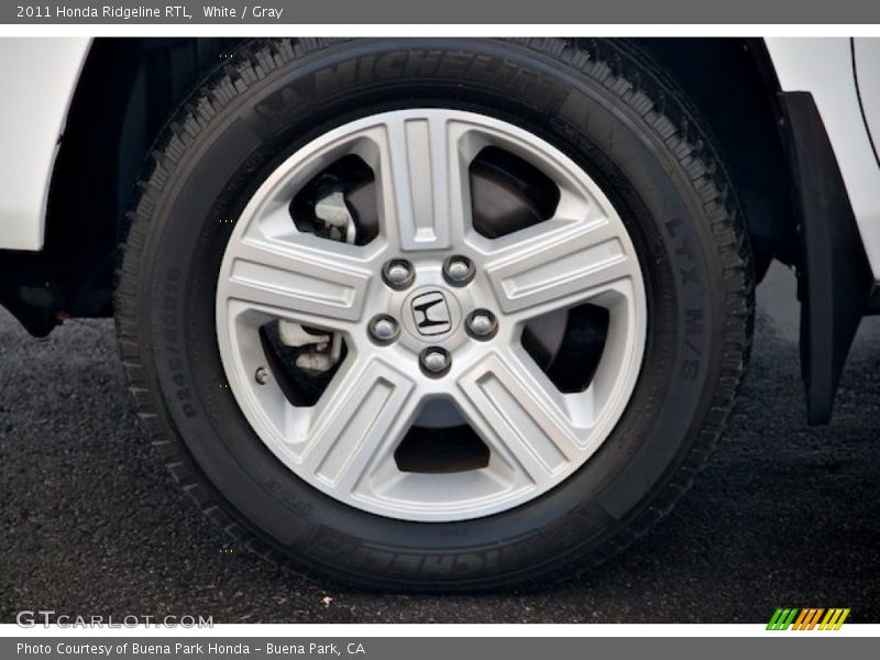 White / Gray 2011 Honda Ridgeline RTL