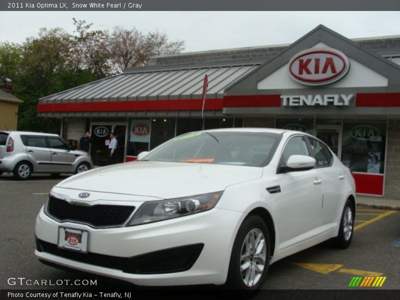 Snow White Pearl / Gray 2011 Kia Optima LX