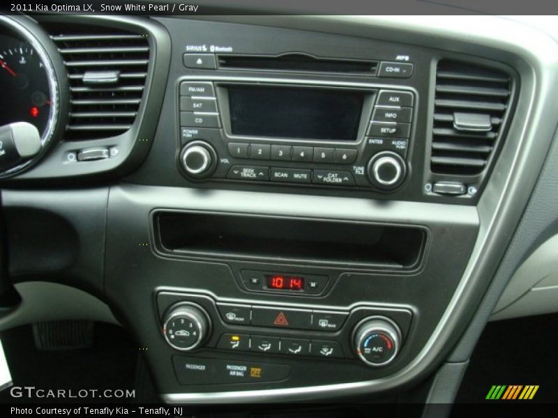 Snow White Pearl / Gray 2011 Kia Optima LX