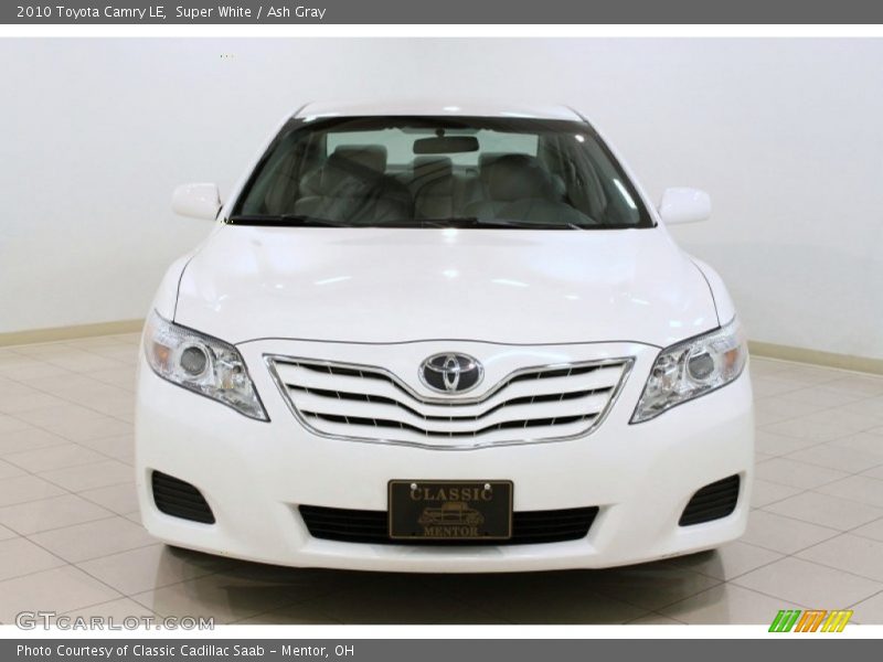 Super White / Ash Gray 2010 Toyota Camry LE