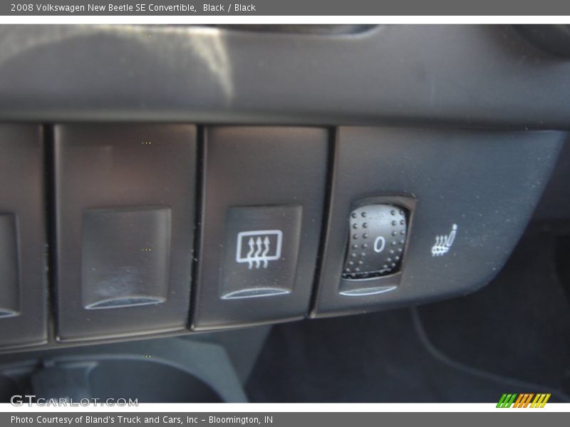 Black / Black 2008 Volkswagen New Beetle SE Convertible