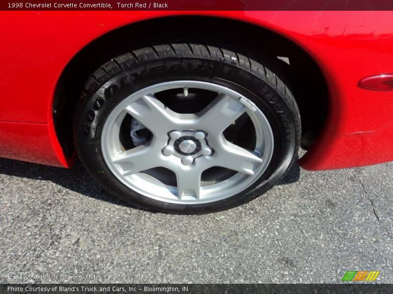 Torch Red / Black 1998 Chevrolet Corvette Convertible