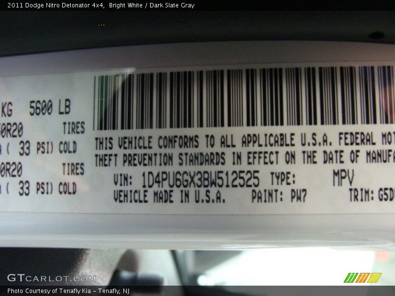 Bright White / Dark Slate Gray 2011 Dodge Nitro Detonator 4x4