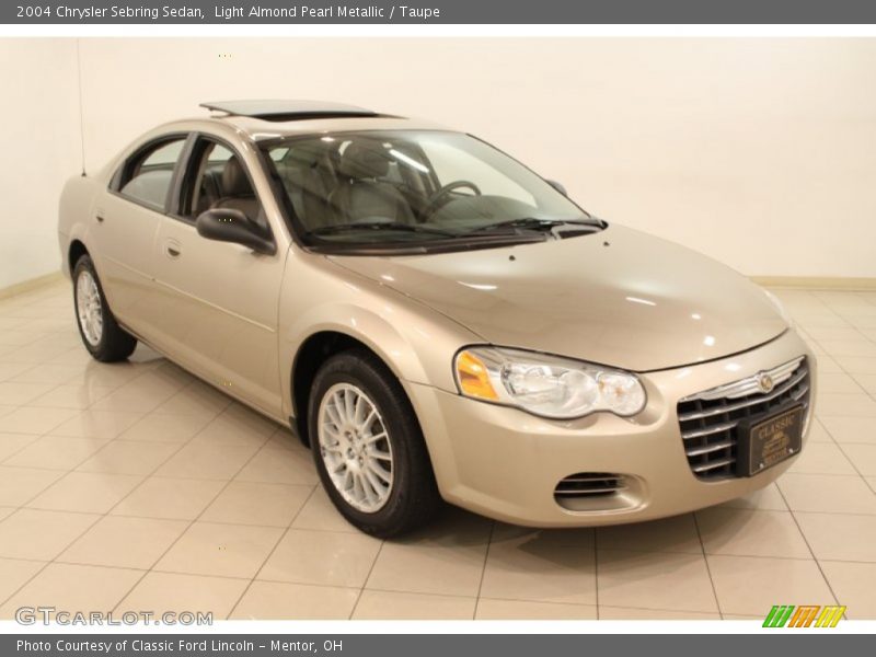 Light Almond Pearl Metallic / Taupe 2004 Chrysler Sebring Sedan
