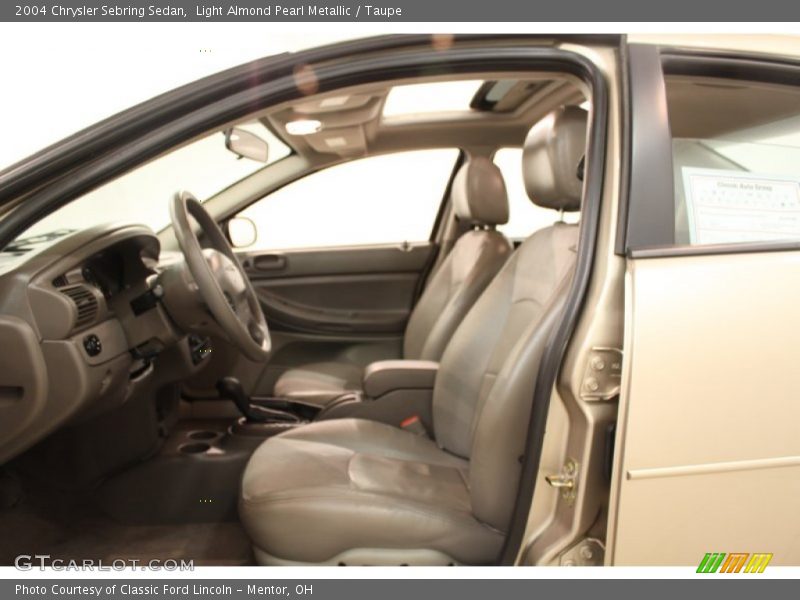 Light Almond Pearl Metallic / Taupe 2004 Chrysler Sebring Sedan