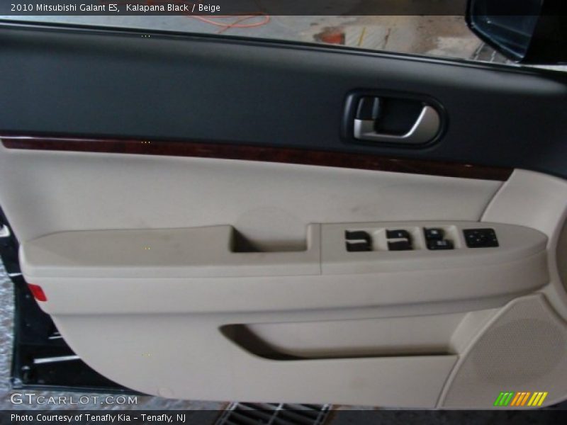 Kalapana Black / Beige 2010 Mitsubishi Galant ES