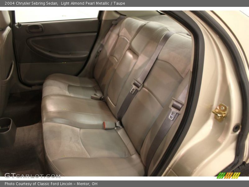 Light Almond Pearl Metallic / Taupe 2004 Chrysler Sebring Sedan
