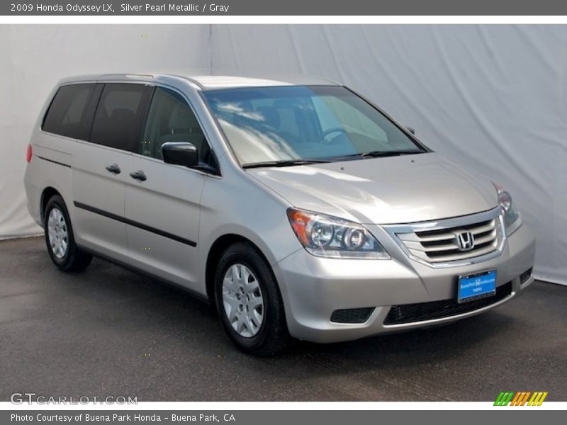 Silver Pearl Metallic / Gray 2009 Honda Odyssey LX