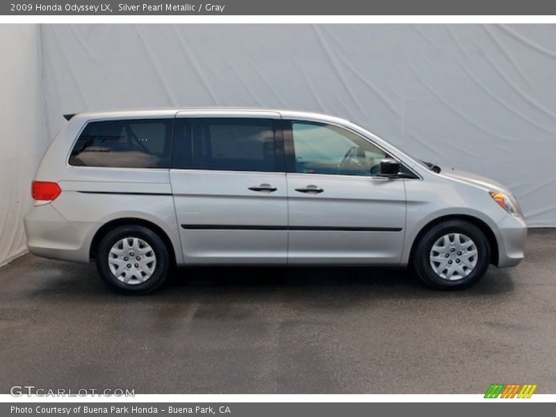 Silver Pearl Metallic / Gray 2009 Honda Odyssey LX