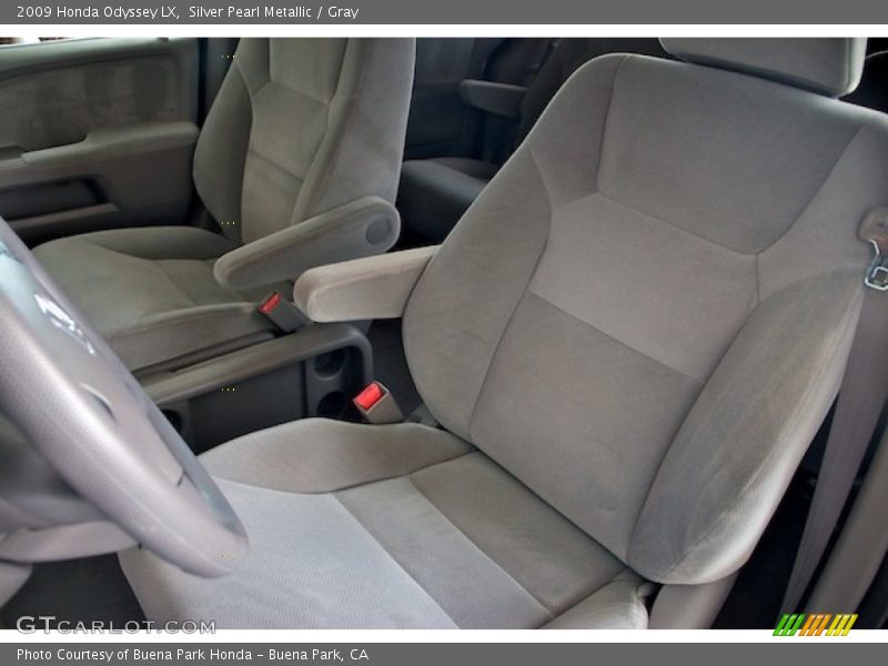 Silver Pearl Metallic / Gray 2009 Honda Odyssey LX