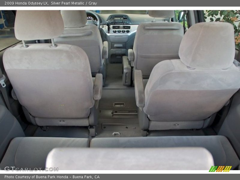 Silver Pearl Metallic / Gray 2009 Honda Odyssey LX