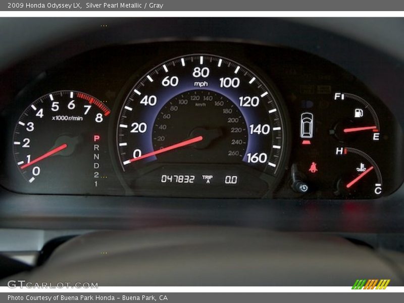 Silver Pearl Metallic / Gray 2009 Honda Odyssey LX