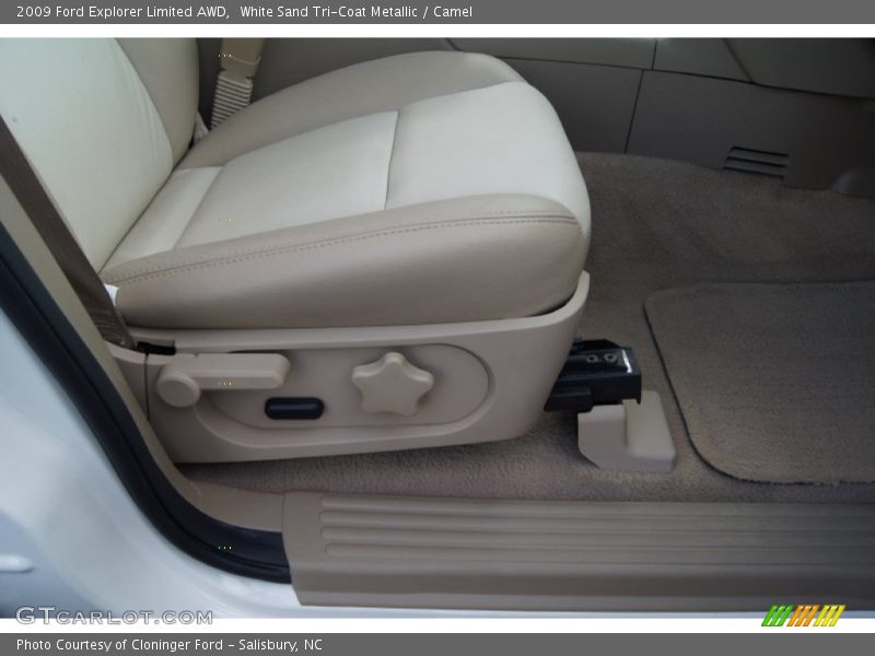  2009 Explorer Limited AWD Camel Interior