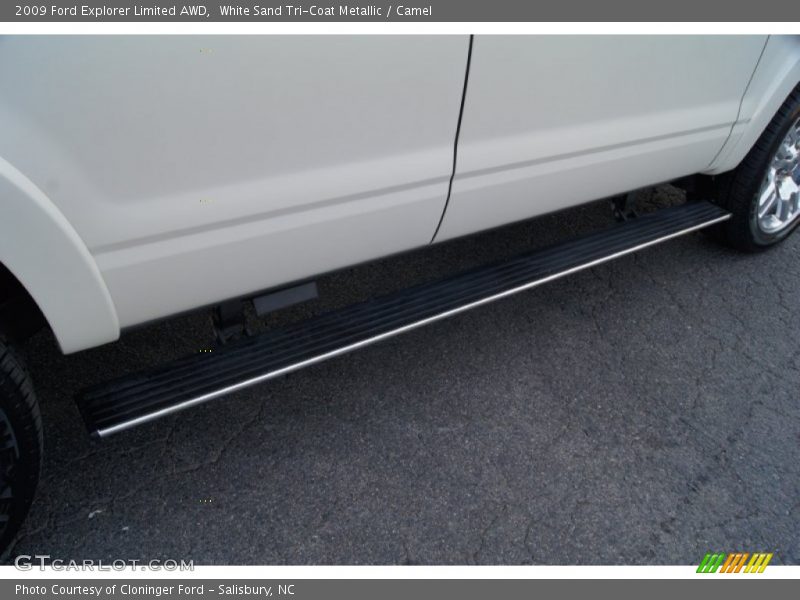 White Sand Tri-Coat Metallic / Camel 2009 Ford Explorer Limited AWD