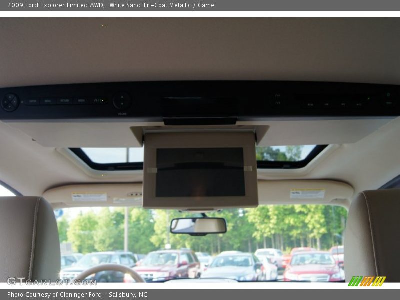 White Sand Tri-Coat Metallic / Camel 2009 Ford Explorer Limited AWD