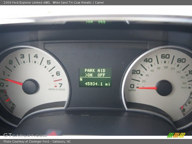 White Sand Tri-Coat Metallic / Camel 2009 Ford Explorer Limited AWD