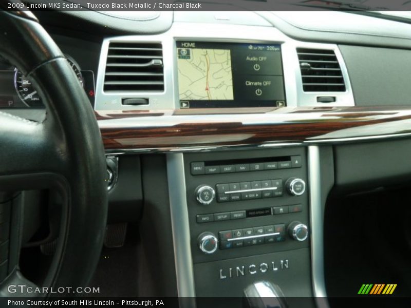 Tuxedo Black Metallic / Charcoal Black 2009 Lincoln MKS Sedan