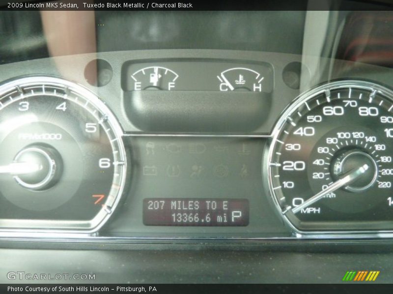 Tuxedo Black Metallic / Charcoal Black 2009 Lincoln MKS Sedan
