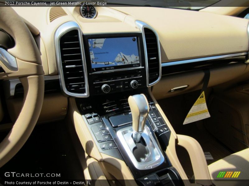 Jet Green Metallic / Luxor Beige 2012 Porsche Cayenne