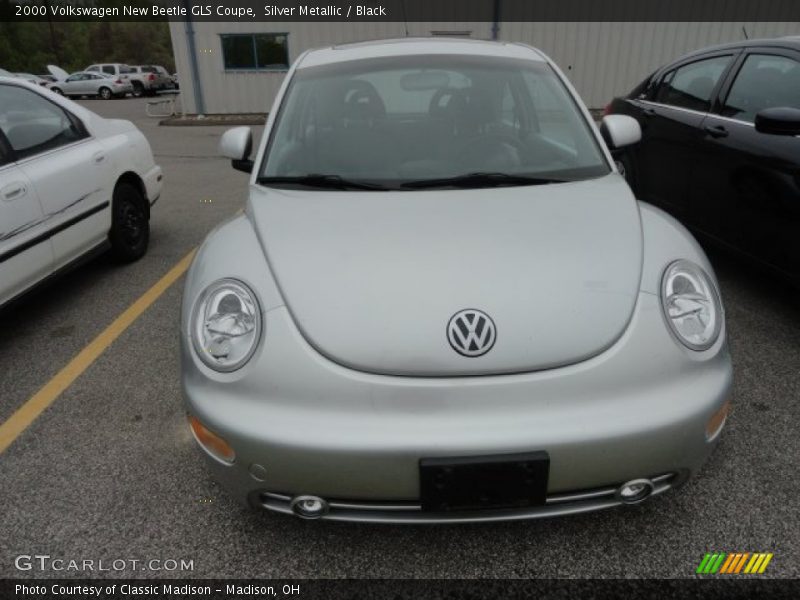 Silver Metallic / Black 2000 Volkswagen New Beetle GLS Coupe