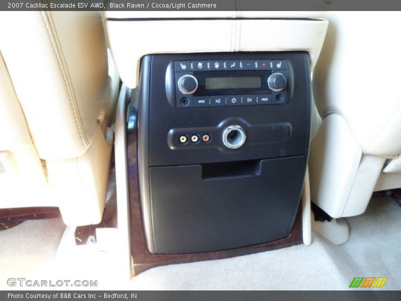 Black Raven / Cocoa/Light Cashmere 2007 Cadillac Escalade ESV AWD