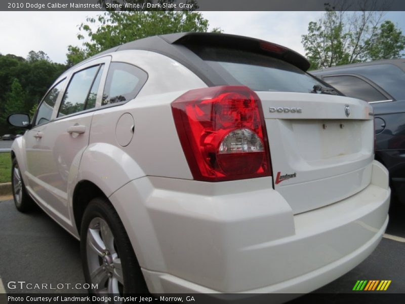 Stone White / Dark Slate Gray 2010 Dodge Caliber Mainstreet