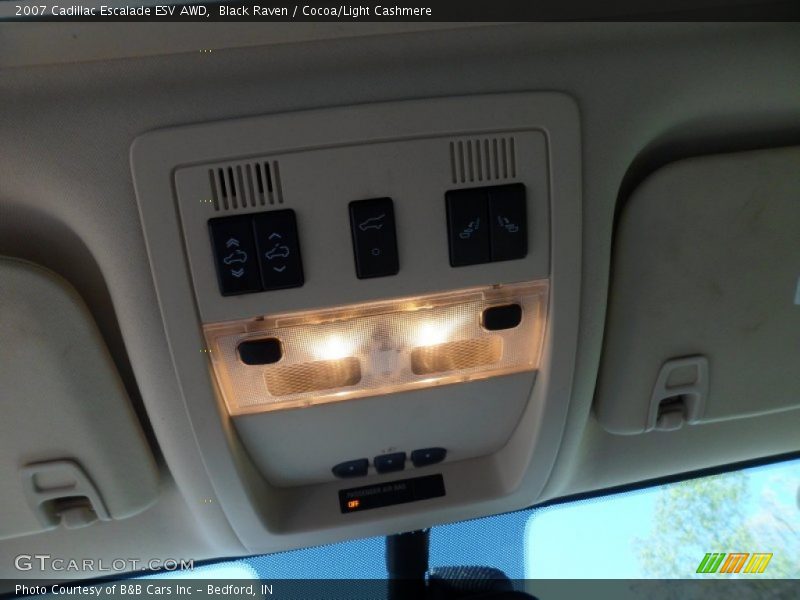 Black Raven / Cocoa/Light Cashmere 2007 Cadillac Escalade ESV AWD