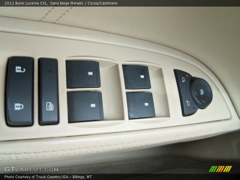 Sand Beige Metallic / Cocoa/Cashmere 2011 Buick Lucerne CXL