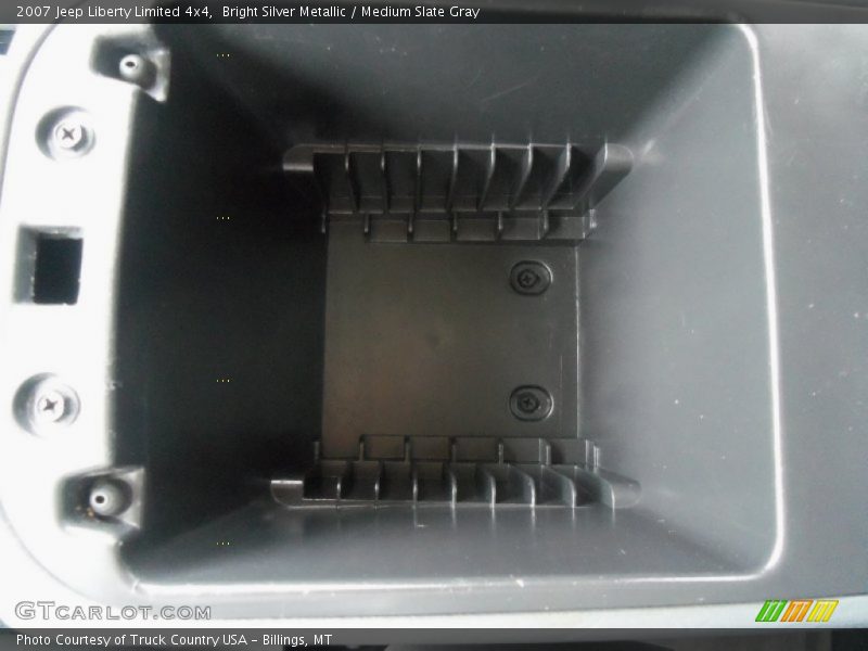Bright Silver Metallic / Medium Slate Gray 2007 Jeep Liberty Limited 4x4