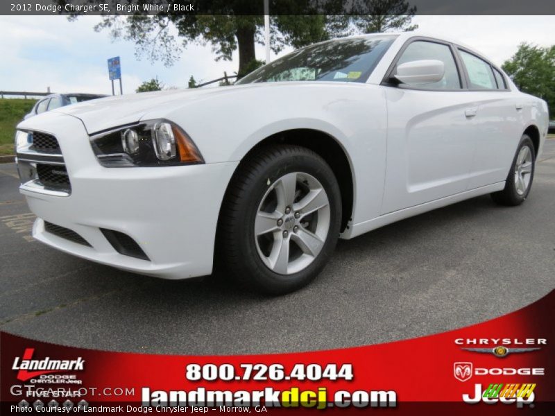 Bright White / Black 2012 Dodge Charger SE