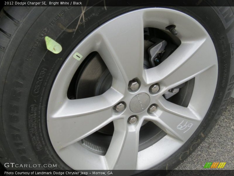 Bright White / Black 2012 Dodge Charger SE