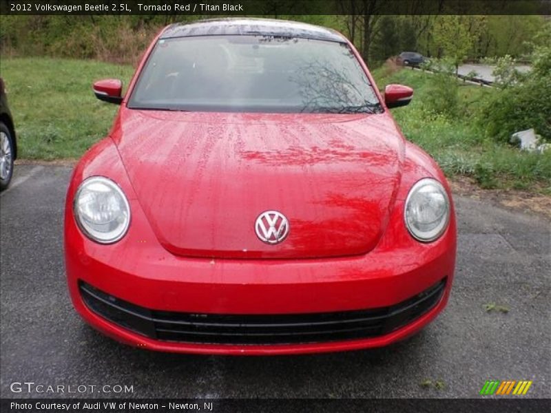 Tornado Red / Titan Black 2012 Volkswagen Beetle 2.5L