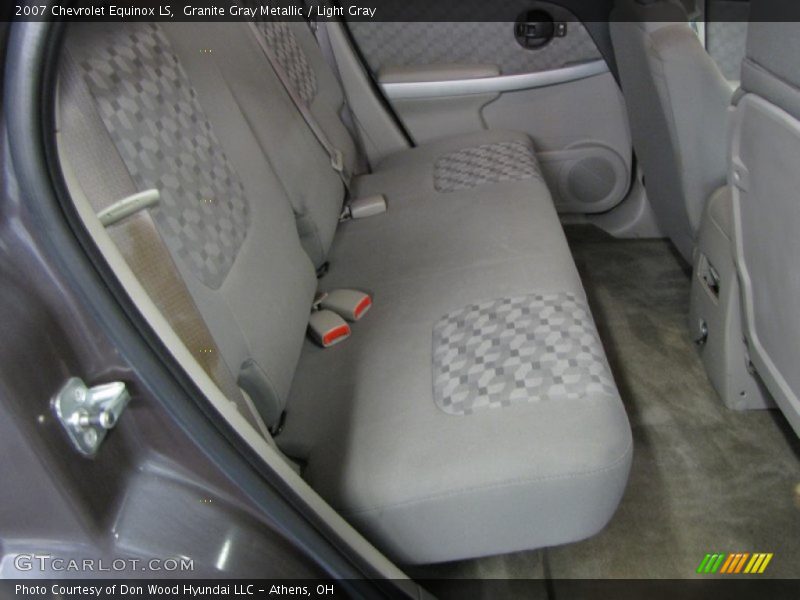 Granite Gray Metallic / Light Gray 2007 Chevrolet Equinox LS