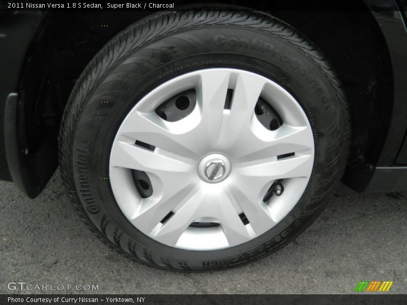 Super Black / Charcoal 2011 Nissan Versa 1.8 S Sedan