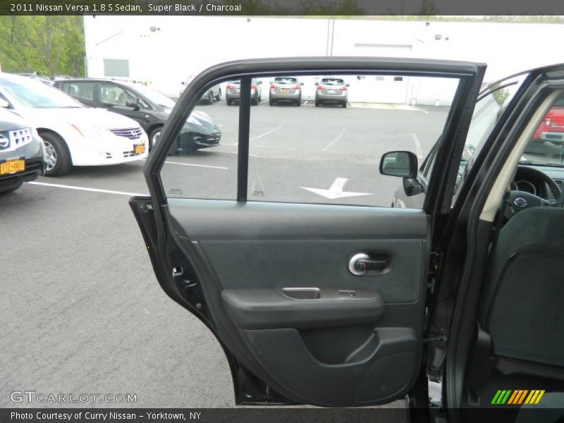 Super Black / Charcoal 2011 Nissan Versa 1.8 S Sedan