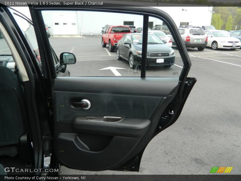 Super Black / Charcoal 2011 Nissan Versa 1.8 S Sedan