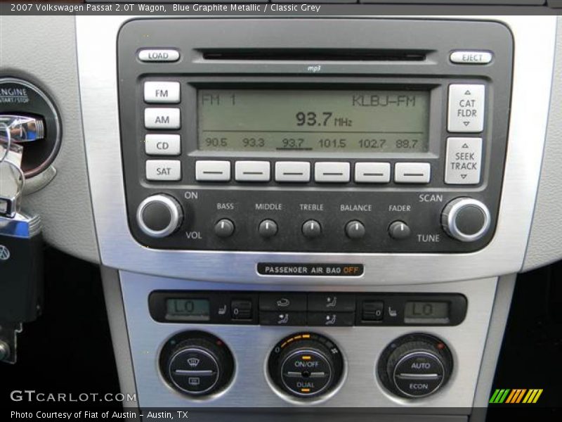 Controls of 2007 Passat 2.0T Wagon