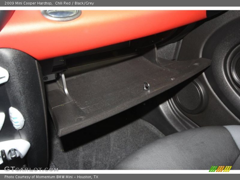 Chili Red / Black/Grey 2009 Mini Cooper Hardtop