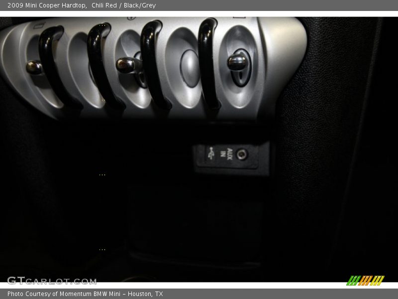 Chili Red / Black/Grey 2009 Mini Cooper Hardtop