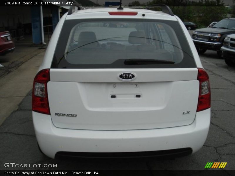 Clear White / Gray 2009 Kia Rondo LX