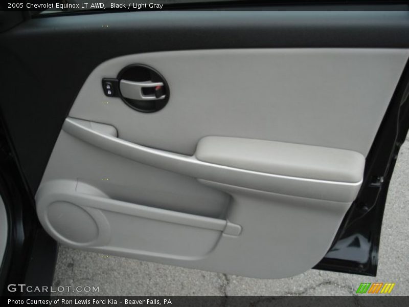 Black / Light Gray 2005 Chevrolet Equinox LT AWD