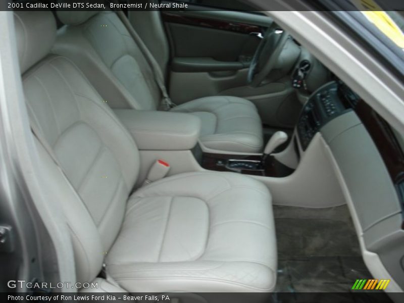Bronzemist / Neutral Shale 2001 Cadillac DeVille DTS Sedan