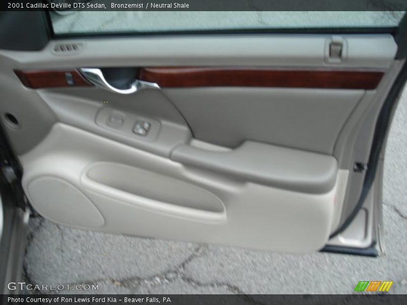 Bronzemist / Neutral Shale 2001 Cadillac DeVille DTS Sedan