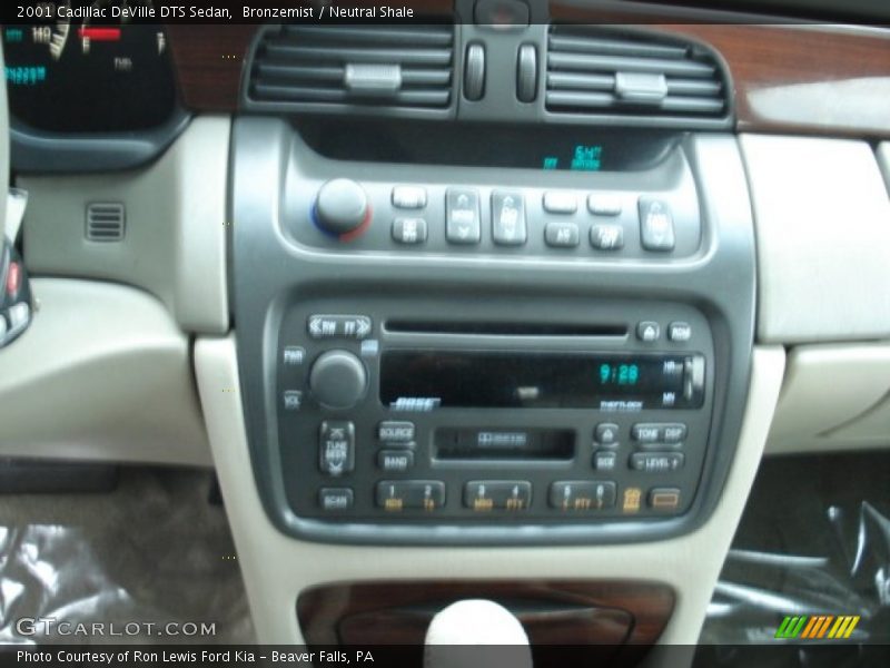 Bronzemist / Neutral Shale 2001 Cadillac DeVille DTS Sedan