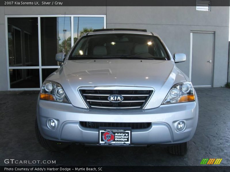 Silver / Gray 2007 Kia Sorento LX